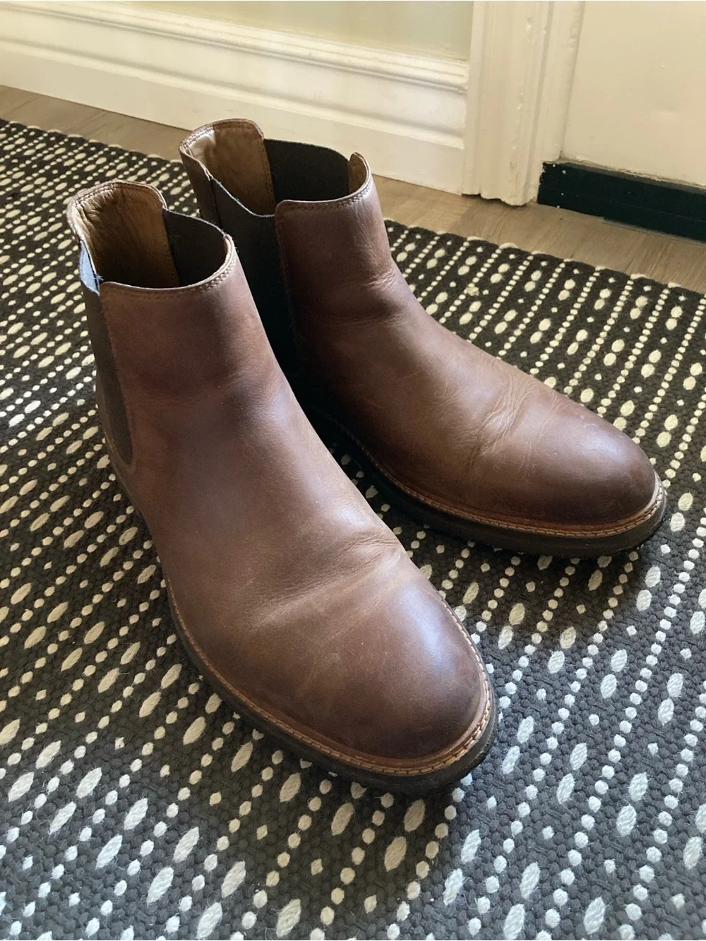 Johnston & Murphy Men's Brown Leather Chukka Boots